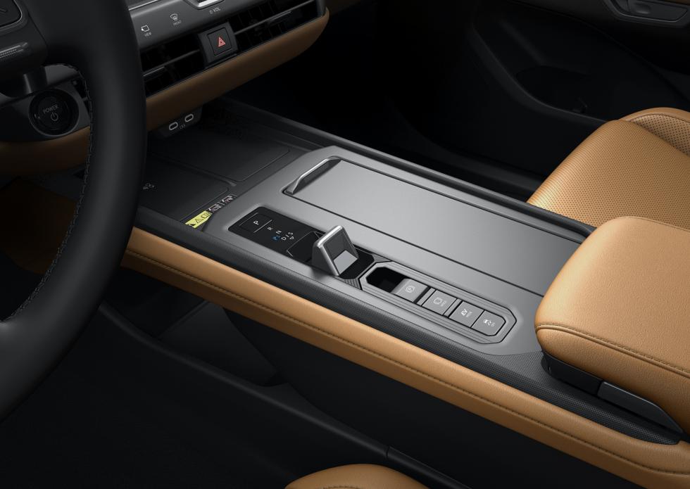 Νέο Lexus ES: Υβριδικό και ηλεκτρικό έως 343 άλογα